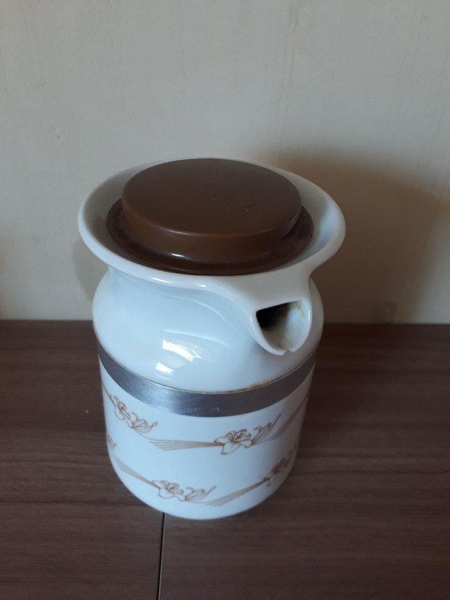 Jarra de porcelana antiga para colecionador  - Foto 2