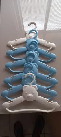 Kit de Cabide para Bebê Nuvem Azul 6 Peças