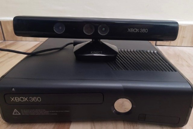 Xbox 360 Com Kinect