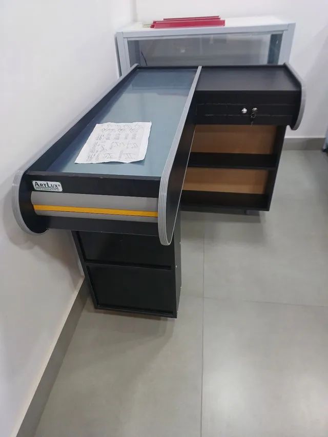 Balcão caixa check-out em madeira mdf 1,40 cm para mercado.( só novos )Lê a Descrição