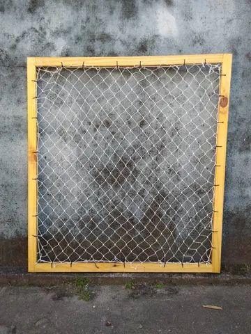 Tela com rede de proteção  para gatos p janela de quarto - Foto 2