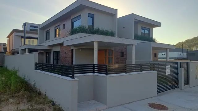 Casa Residencial em Rio Tavares