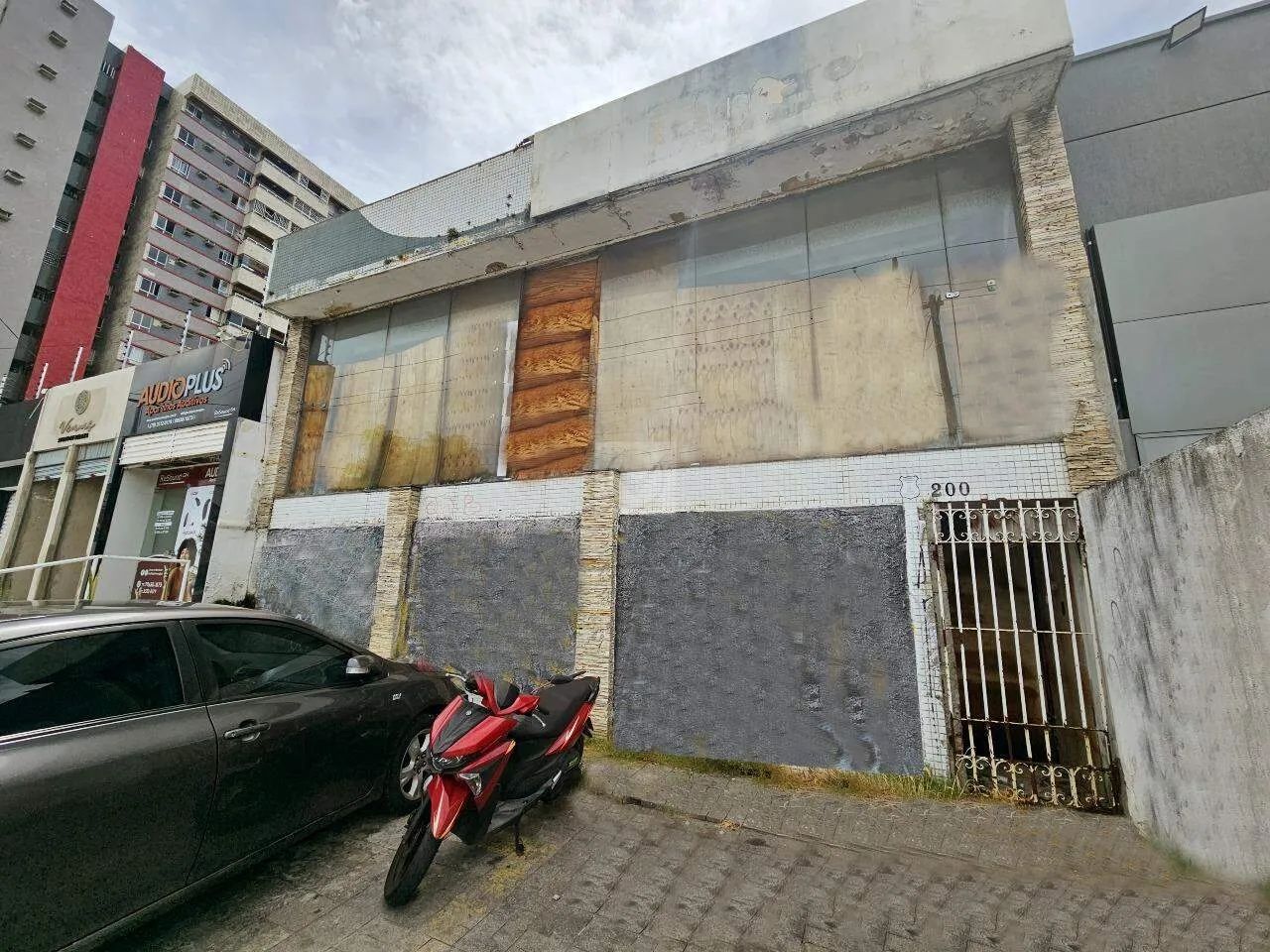 Ponto Comercial na Avenida Hermes Fontes