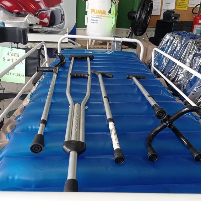 Muletas e bengalas em promocao - Foto 2