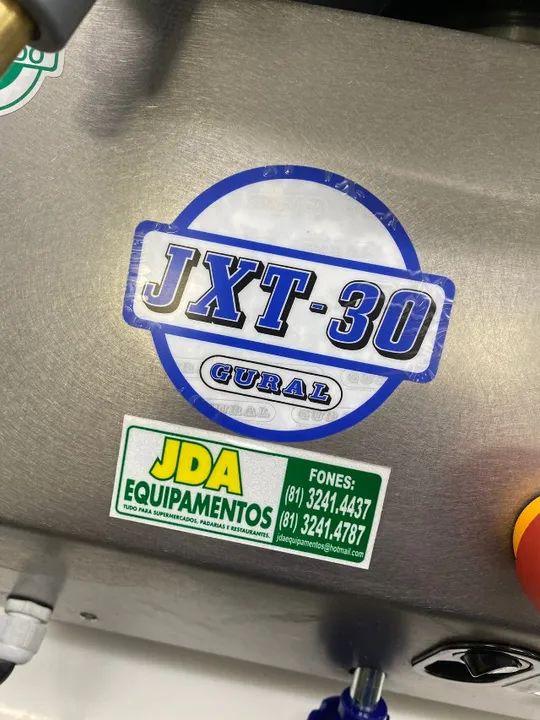 Cortador de frios marca gural - lâmina 300mm - jxt 30  - Foto 4