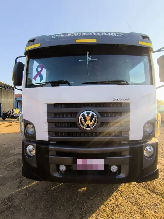 VW 31330 6X4 PIPA