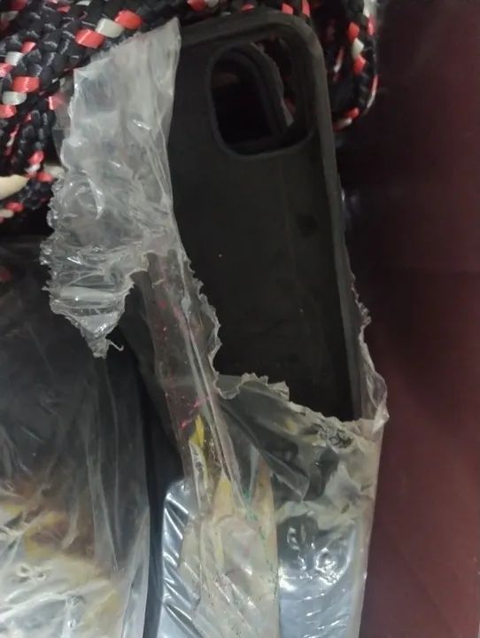 Lote com 150 Capinha (Case Rigida do Iphone 13) - Foto 2