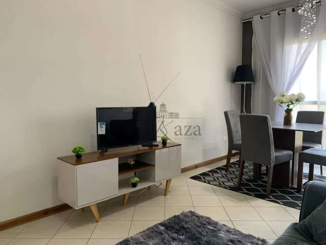 Apartamento Semi Mobiliado - 2 Dormitórios - Jardim Flórida. - Foto 4