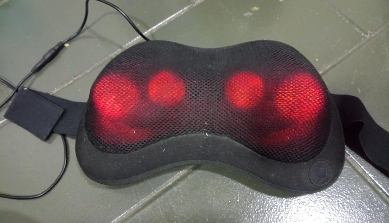 Massageador de pescoço com Aquecimento
