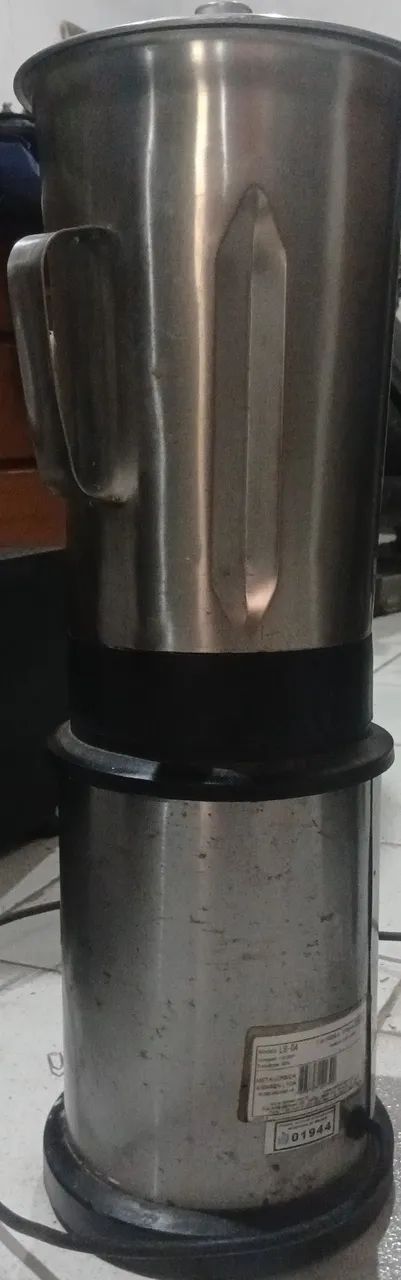 LIQUIDIFICADOR INDUSTRIAL EM AÇO INOX - POTENTE E RESISTENTE! - Foto 2