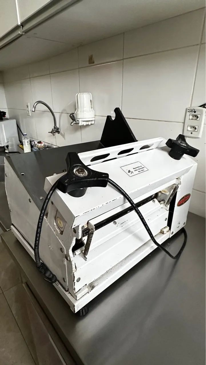 Cilindro de mesa branco/ inox 300MM BERMAR 