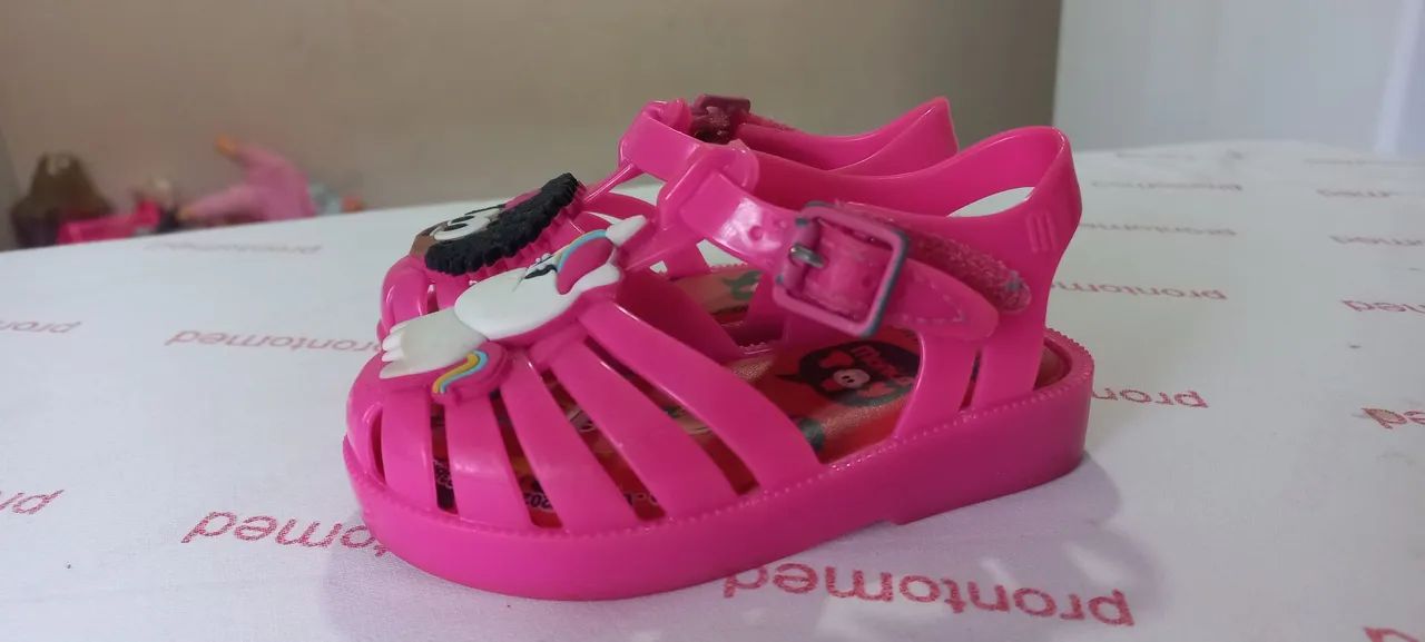 Sandálias infantis Melissa tamanho 19 - Foto 2