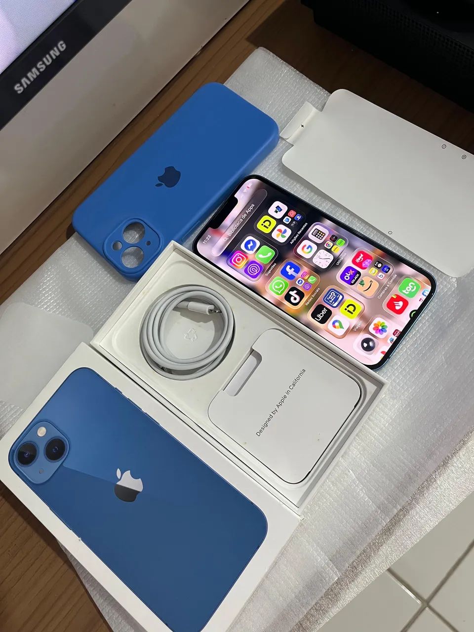 iPhone 13 de 256GB na caixa - Celulares e Smartphones - Tarumã