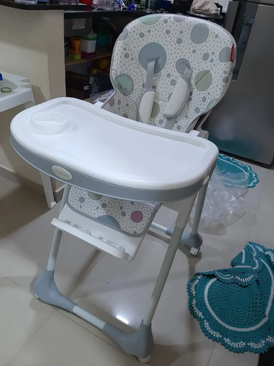 Cadeira de Alimentação Infantil Weego - Cinza com Desenhos