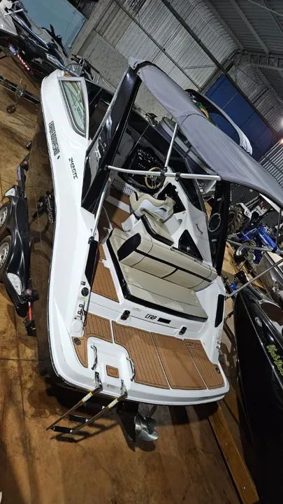 LANCHA FOCKER 242 GTC 2021  - Foto 8