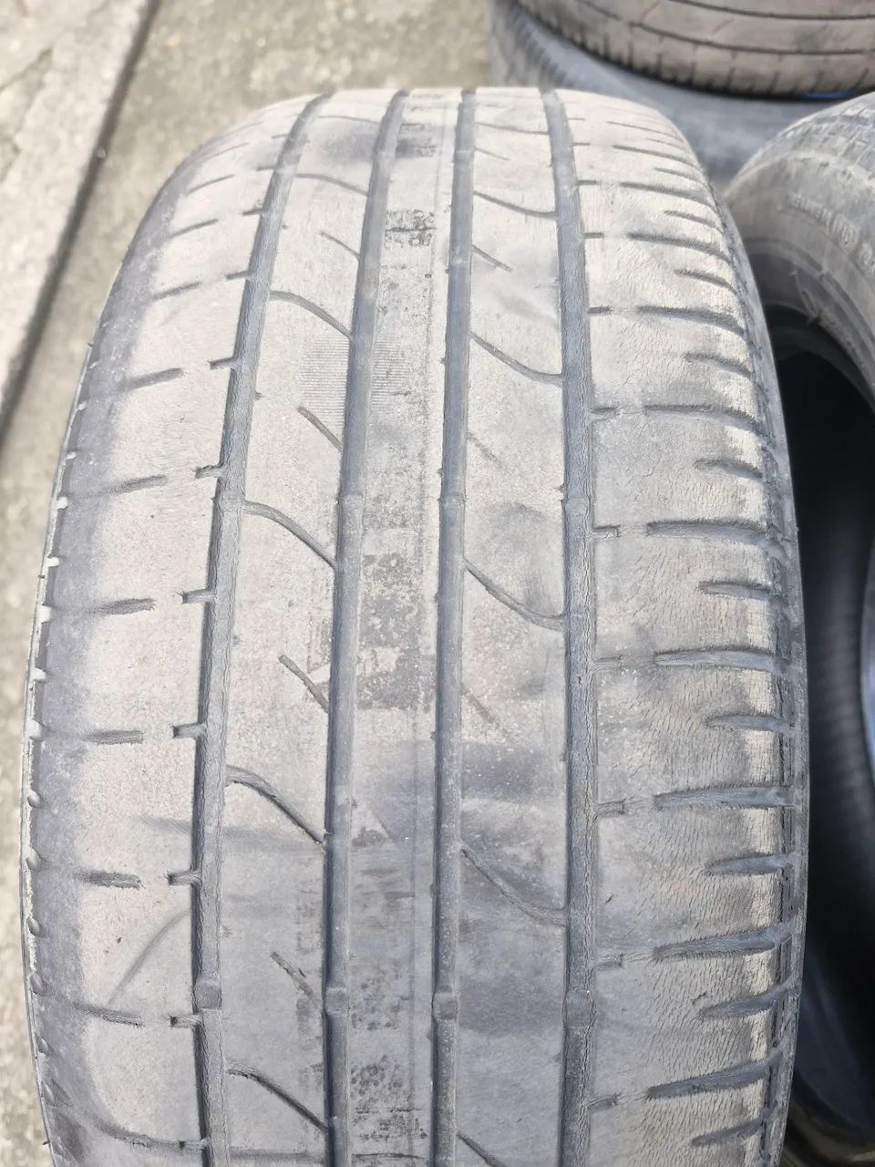 Pneus Bridgestone Turanza 195 / 55 R15 usados  - Foto 3