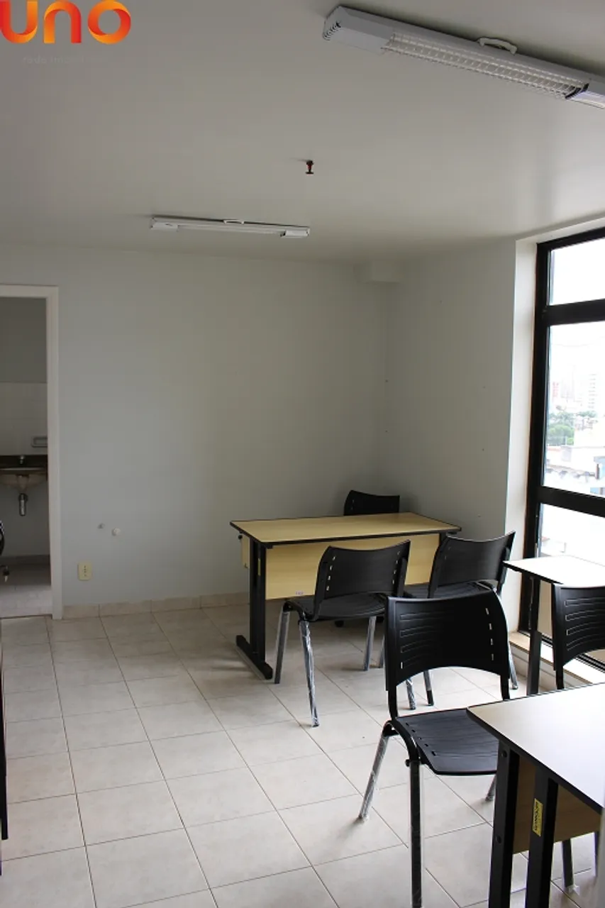 Sala Comercial no Ed. Pontes Barreto- Campos dos Goytacazes