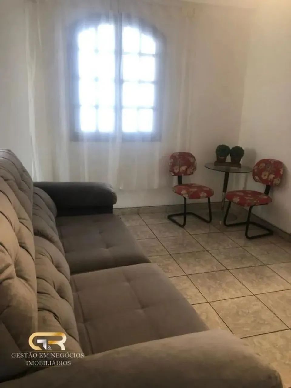 Casa para Locação em Belo Horizonte, Buritis, 5 dormitórios, 1 suíte, 2 banheiros, 4 vagas - Foto 4
