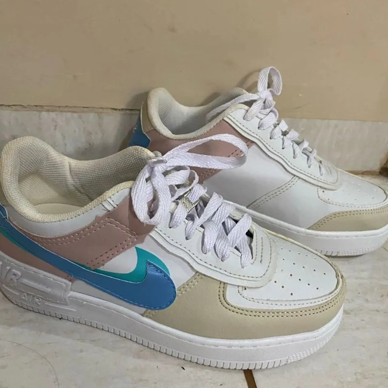 Nike Air Force 1 Shadow - Cores Vibrantes