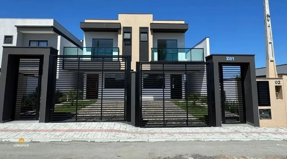 Sobrado novo, pronto para morar, 2 suítes, Itajuba em Barra Velha-SC. À venda por R$ 520.0