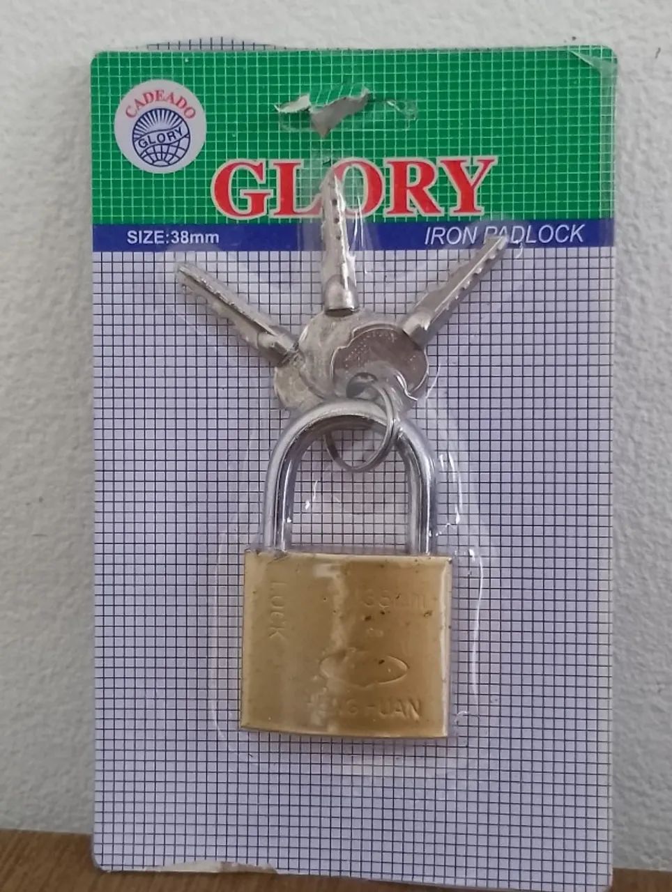 Cadeado 38mm Com 3 Chaves Tetra Cor Dourado -  Armarinho Ditudo - Foto 2