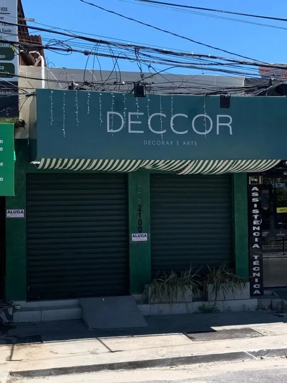 Ponto Comercial para Locação, Luzia, 1 suíte, 1 banheiro