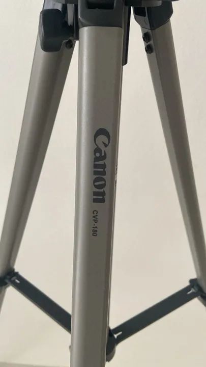 Tripé filmadora Canon CVP - 180 antigo - Foto 2