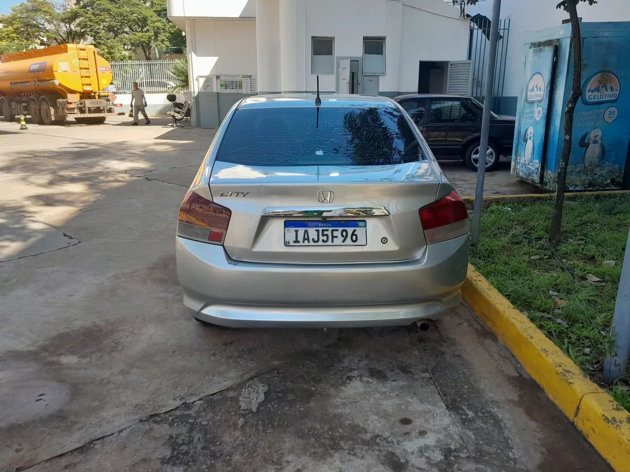 Honda city 2009/2010 manual com chave reserva  - Foto 4