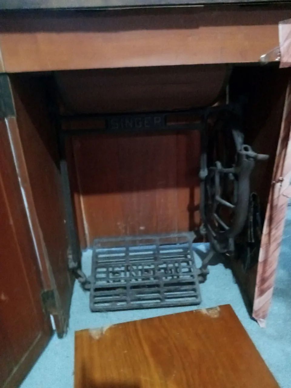 Máquina de Costura Singer - Foto 2