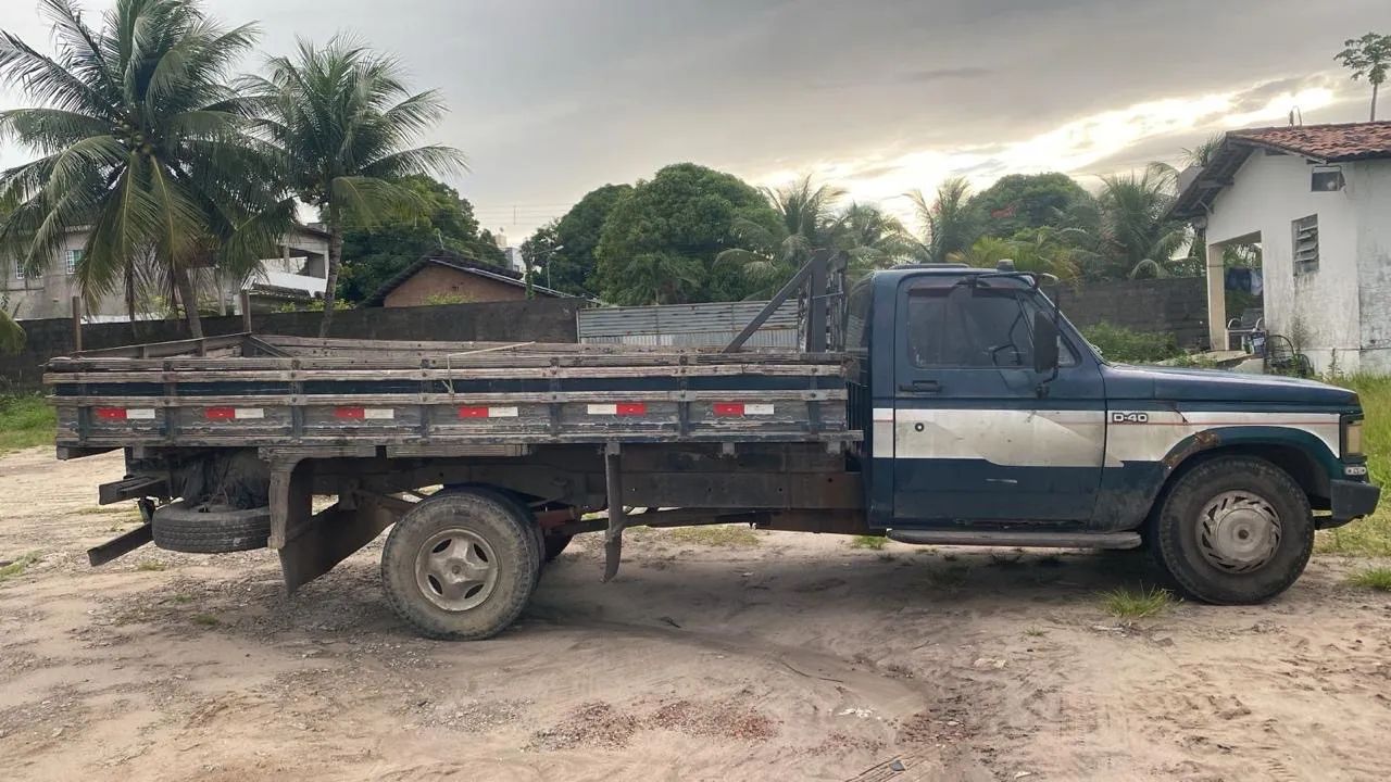 Caminhão D40 ano 1992 - Foto 4