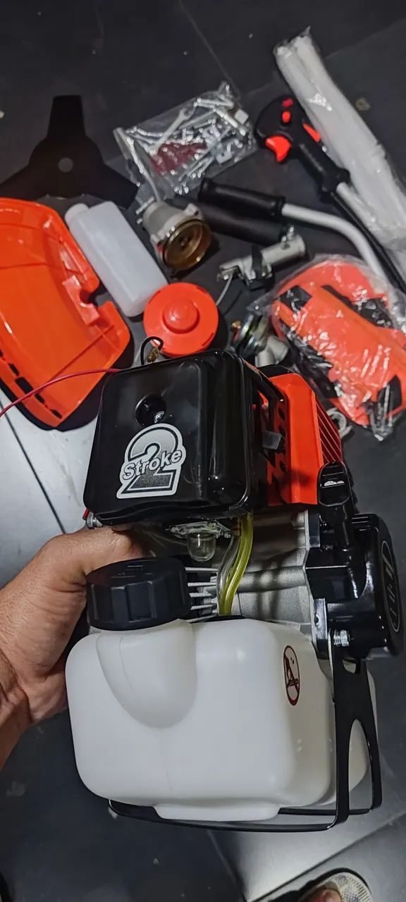 Roçadeira a Gasolina - Nova 65cc - Foto 2