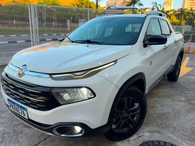 Toro Volcano 2.0 Diesel 4x4 Automática At9 Branca Impecável nada à fazer IPVA 2025 Pago