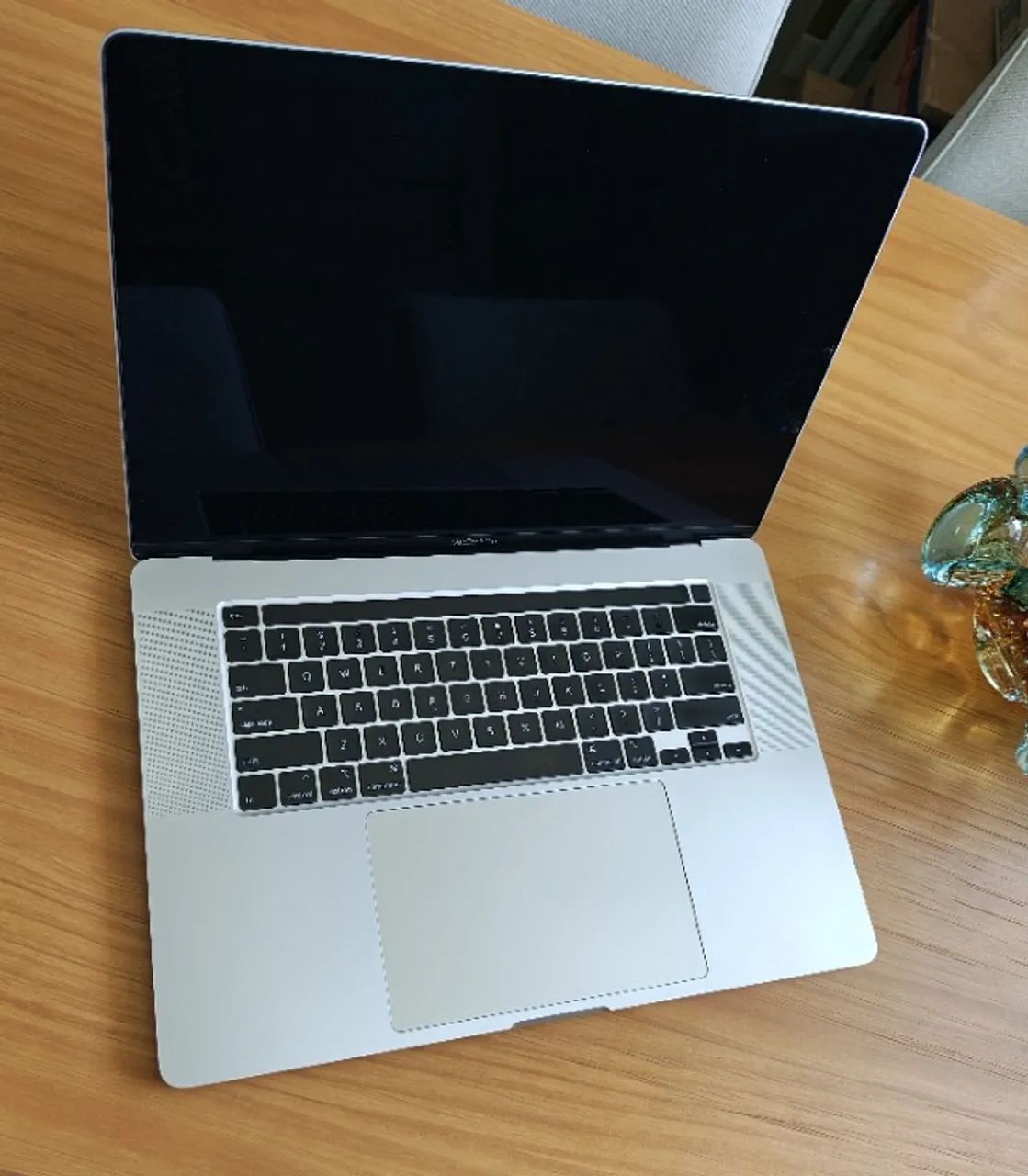 Macbook Pro 2019 Touchbar, tela 16 polegadas retina, 16GB ram