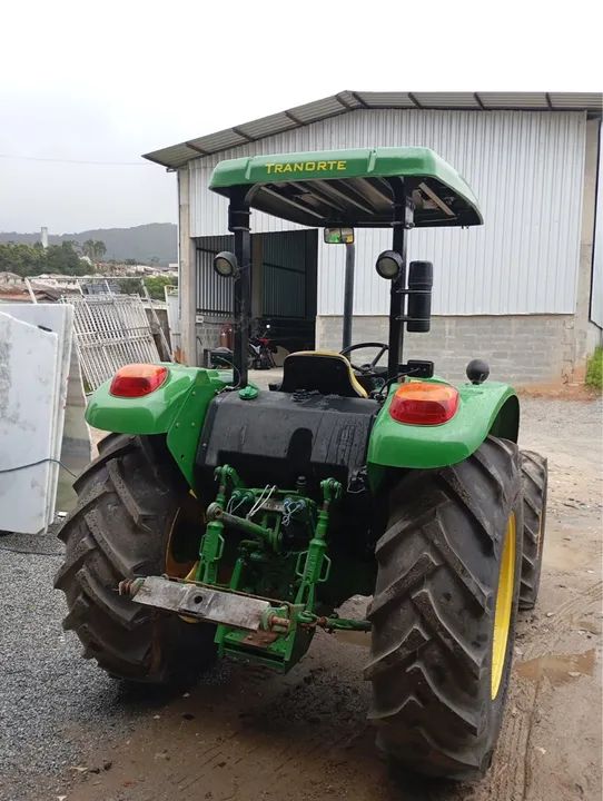 Trator John Deere 5070 E - Foto 3
