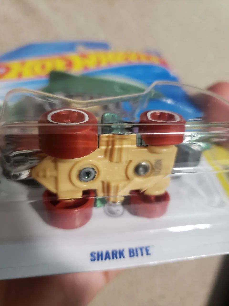 Hot Wheels Shark Bite *T-Hunt - Foto 2