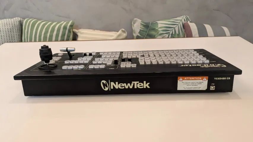 NewTek TriCaster 450 EXTREME - TCXD450 - Registrado - Foto 3