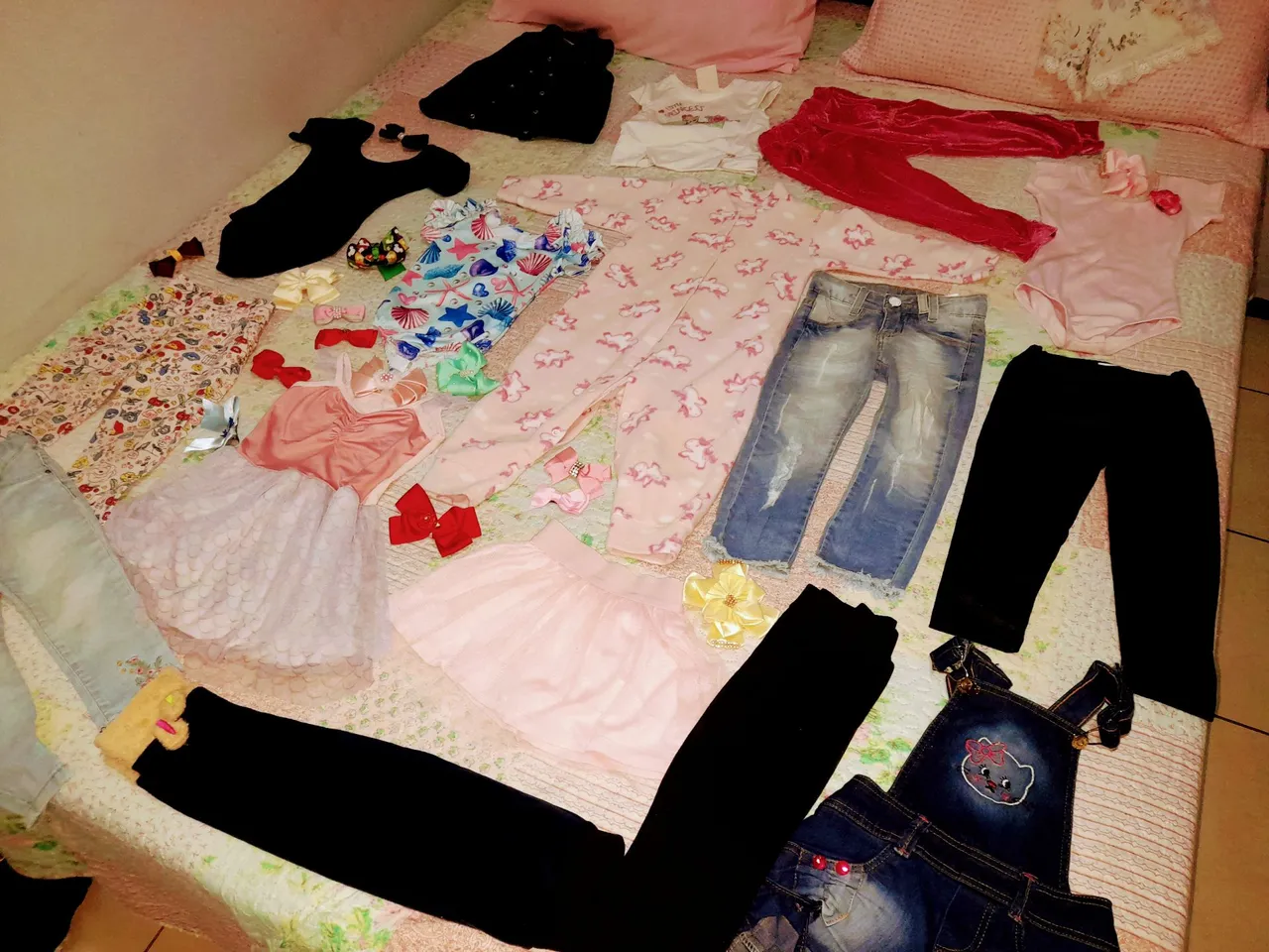 LOTE DE ROUPINHAS DE MENINA 1, 2, 3 ANOS!!