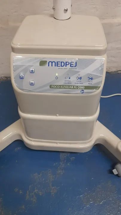 VENDO FOCO AUXILIAR CIRURGICO - Foto 3