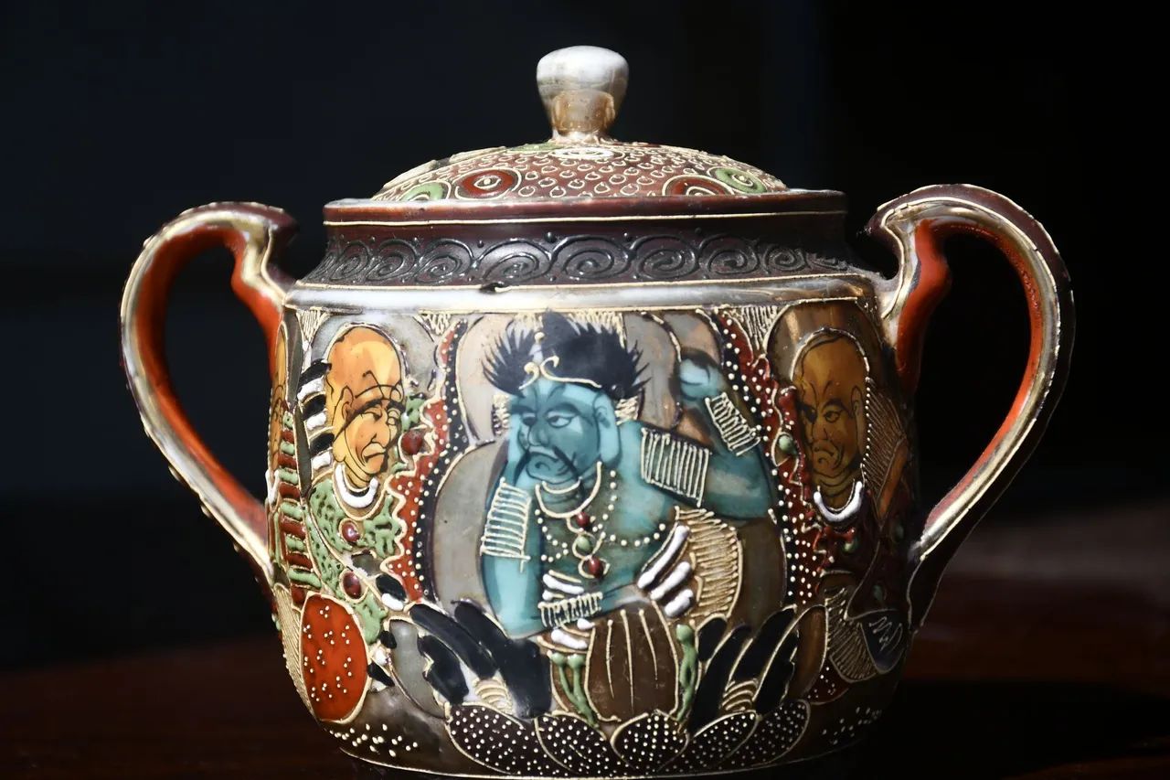 Cerâmica satsuma 64840804321154123