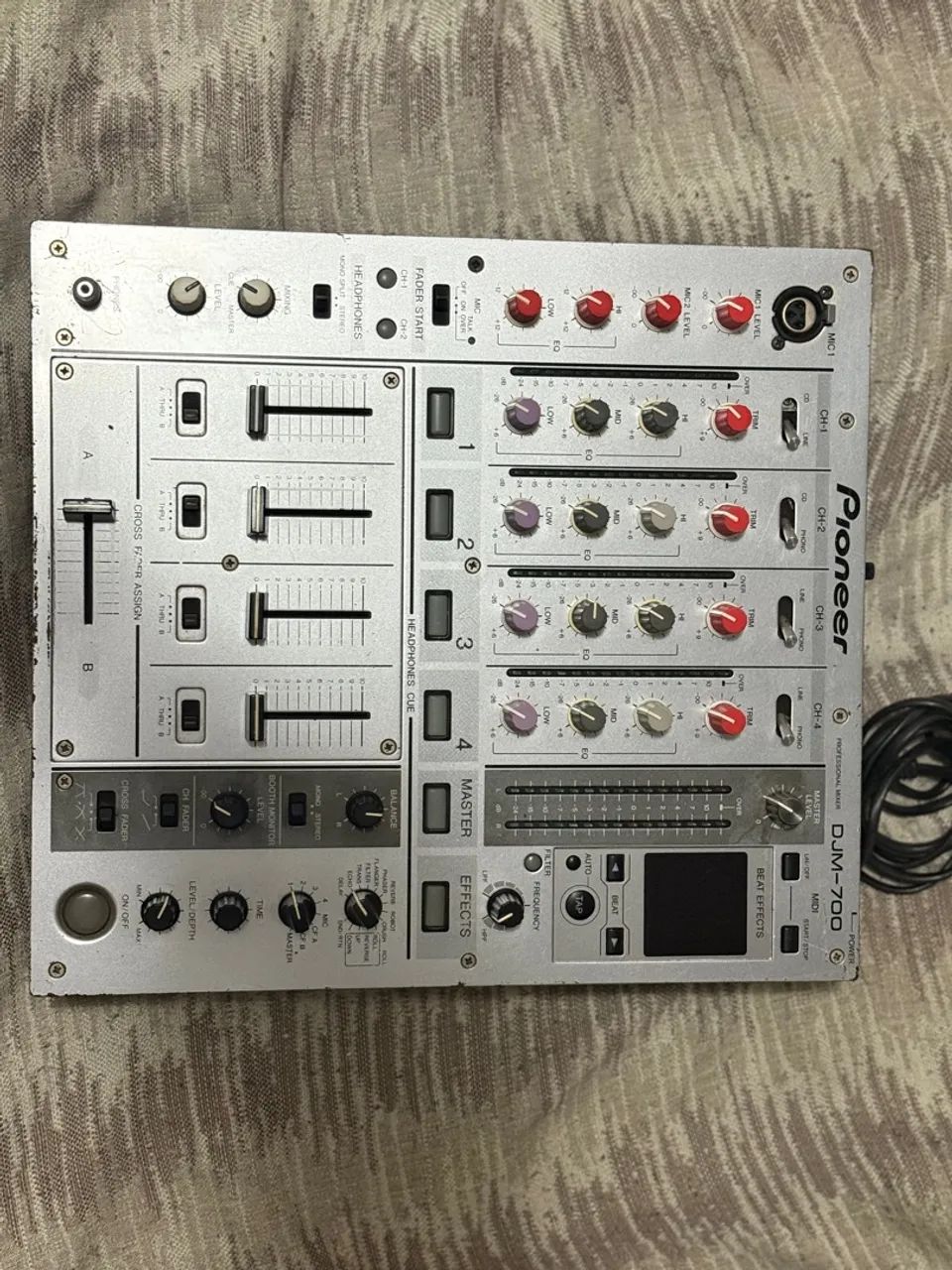 Mixer Pioneer DJM-700  - Foto 3