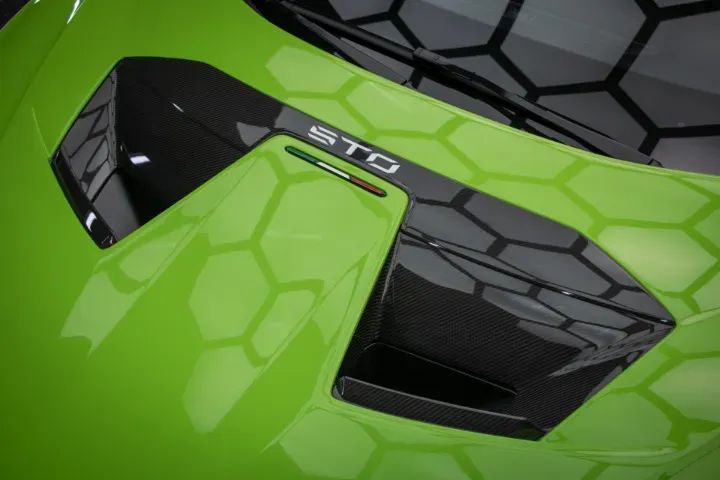 Lamborghini Huracan STO 2023 - Foto 3