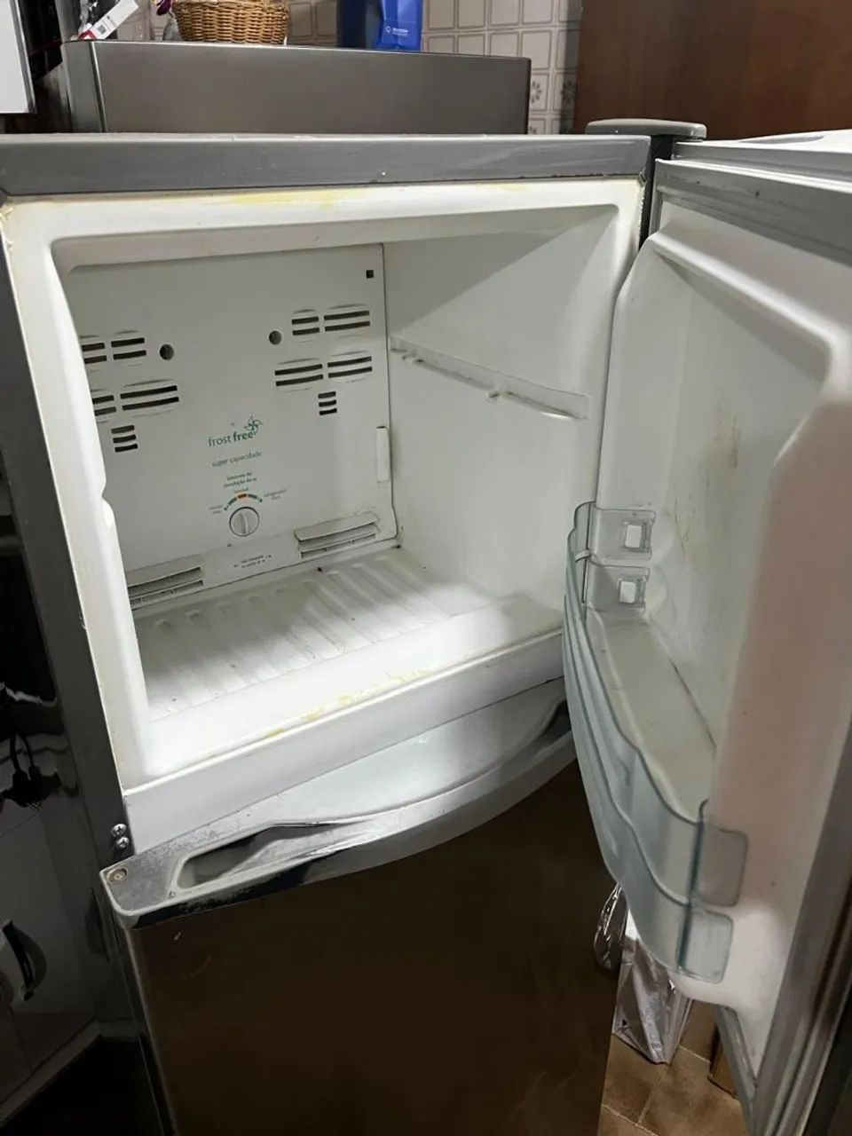 Geladeira Consul Inox 127v - Foto 4