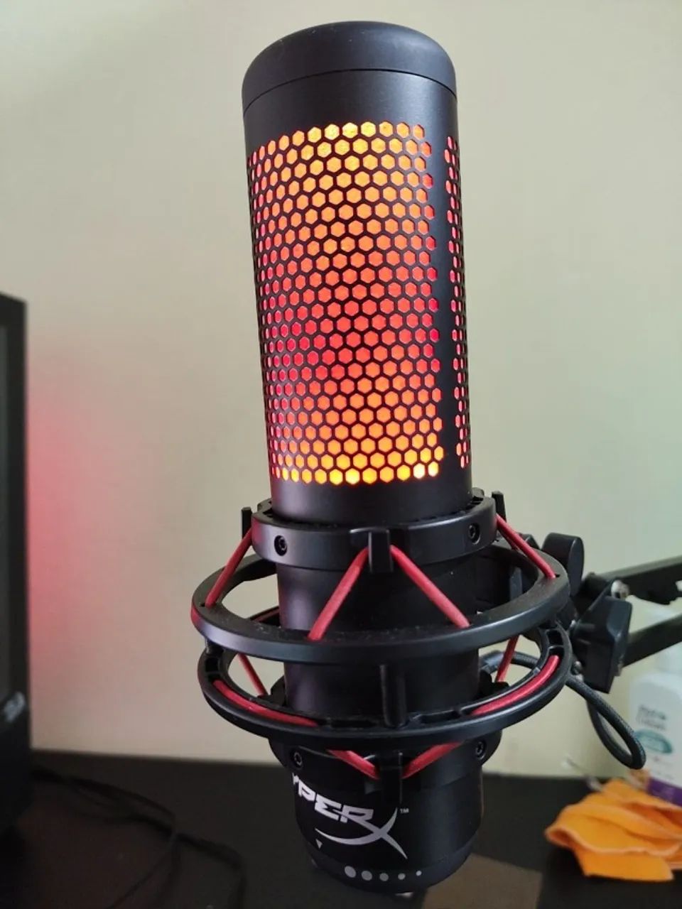 HyperX QuadCast - Microfone Gamer USB Profissional - Foto 2