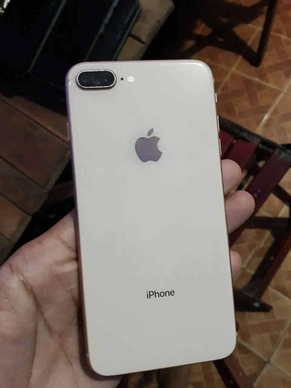 iPhone 8 Plus Rose Gold
