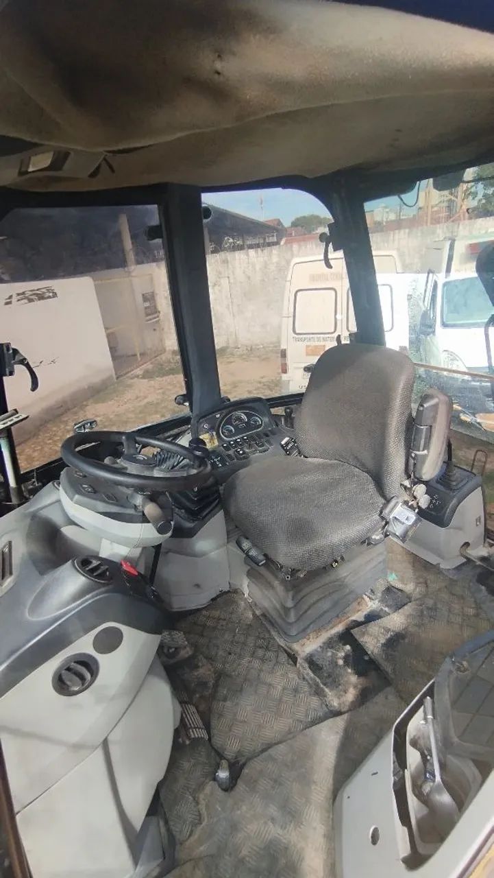 Retroescavadeira Caterpillar 416E - Potência e Eficiência! - Foto 4