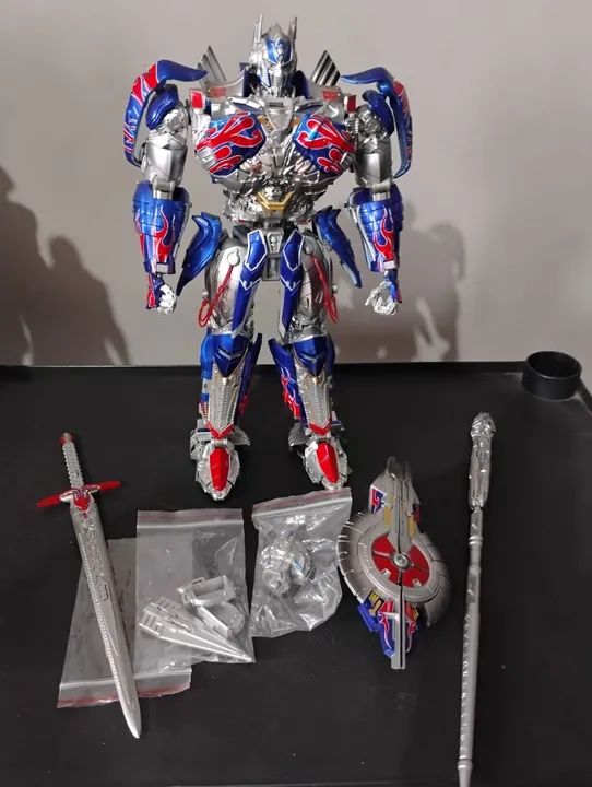 Transformers Optimus Prime Action Figure - Foto 3