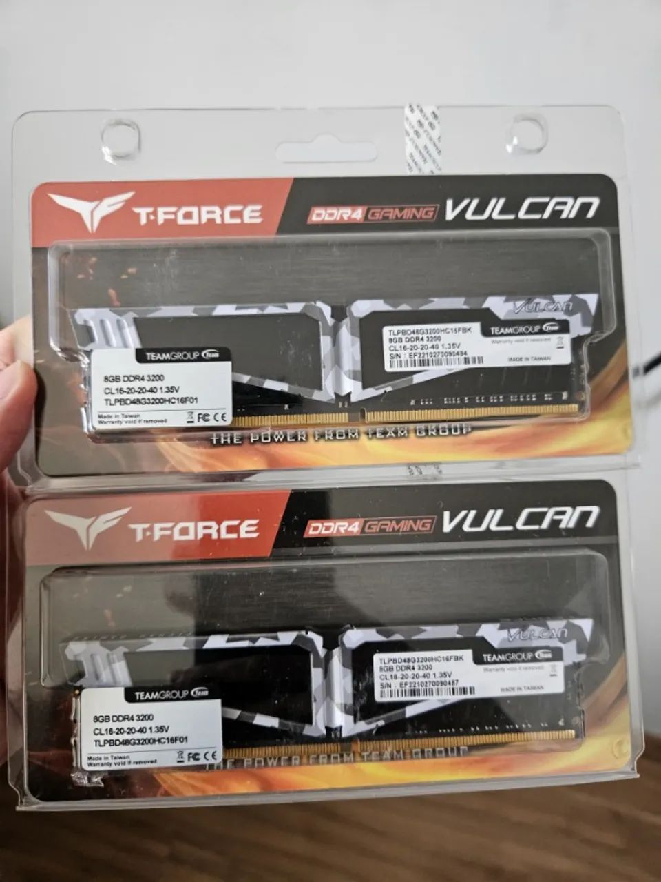 Memoria Team Group T-Force Vulcan Pichau 2x8 3200mhz