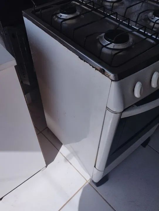 Fogão Continental 4 Bocas com Forno - Foto 2