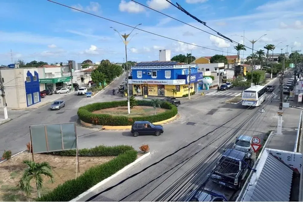 VENDE-SE Prédio Comercial Com 300M² no Centro de Parnamirim/RN (OPORTUNIDADE ÚNICA!)