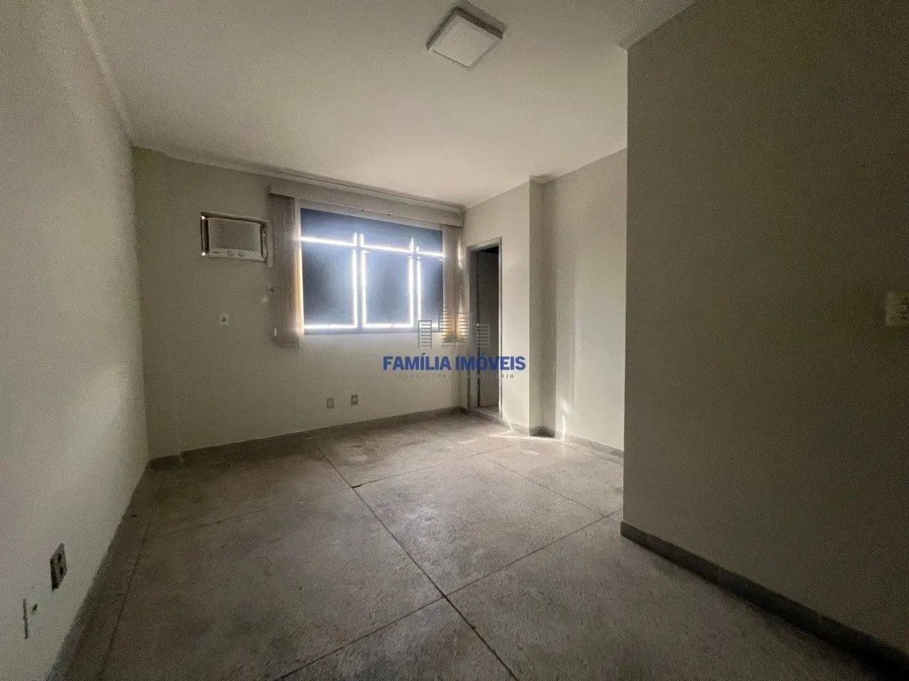 Conjunto sala comercial para vender ou alugar 1 vaga Santos SP